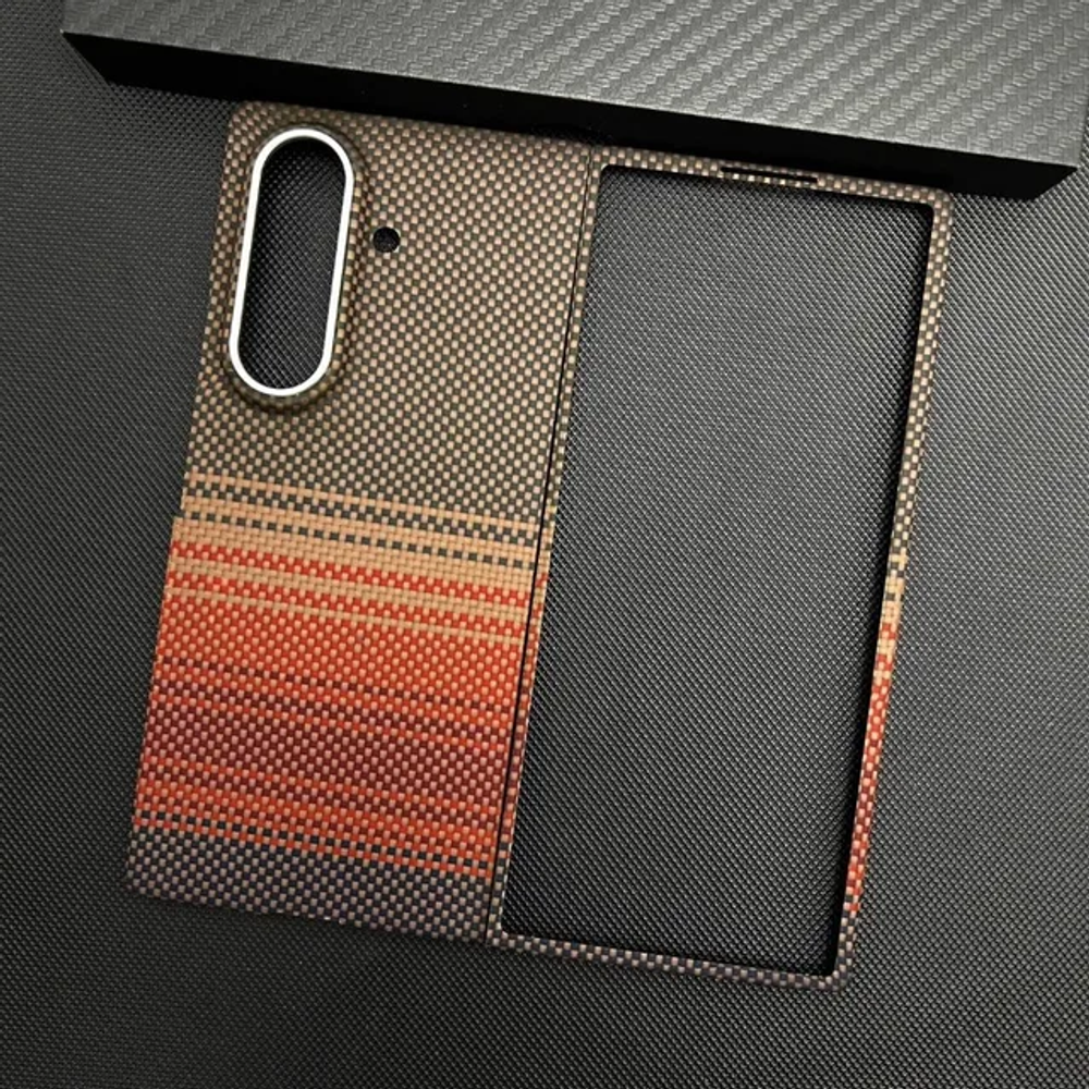 Оригинальный карбон для Samsung Z Fold 7