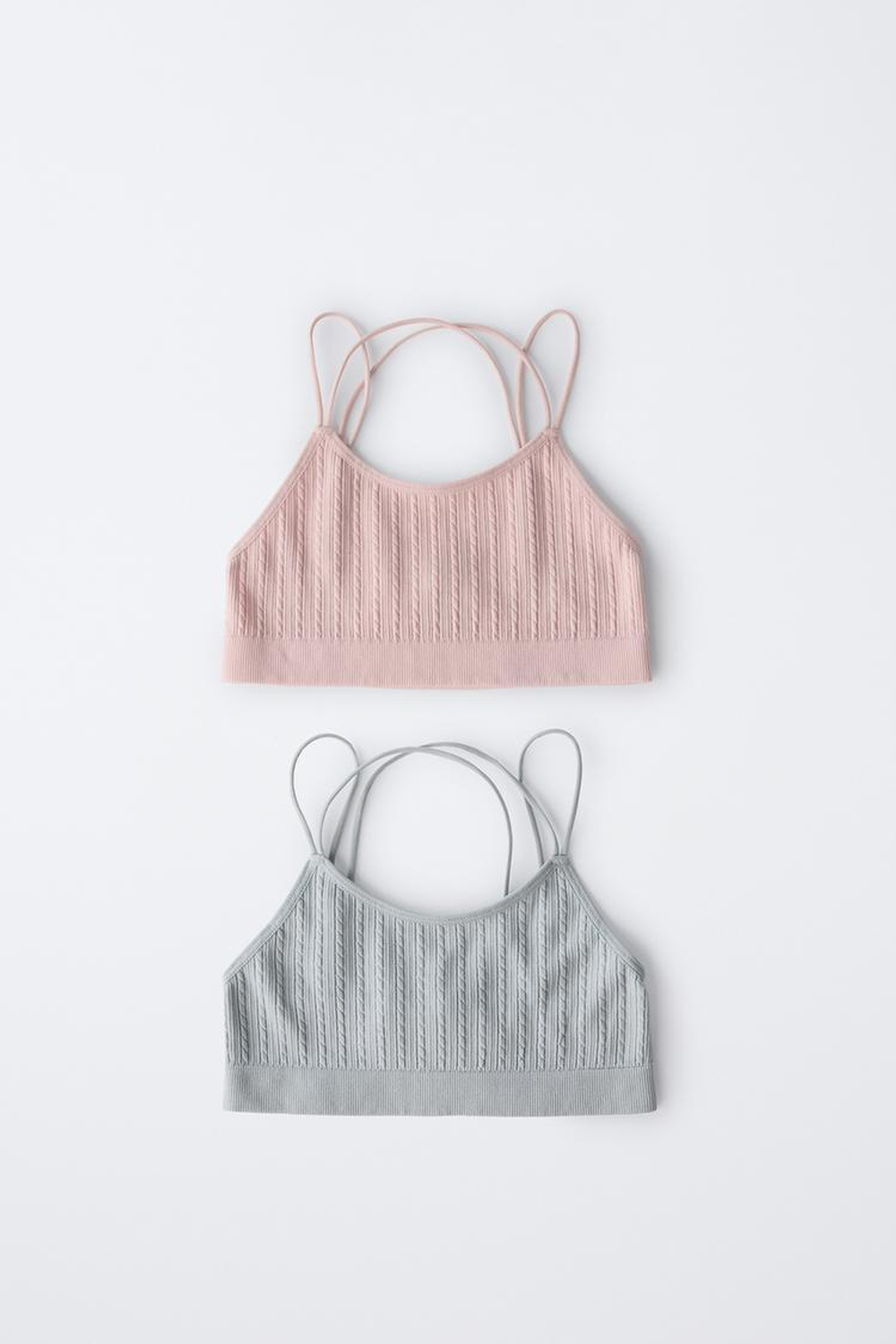 ZARA НАБОР ИЗ ДВУХ БЕСШОВНЫХ ТОПОВ С РЕЛЬЕФНЫМ УЗОРОМ, РАЗНОЦВЕТНЫЙ