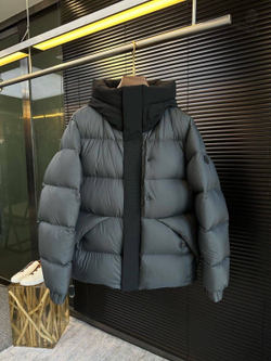 Пуховик Moncler