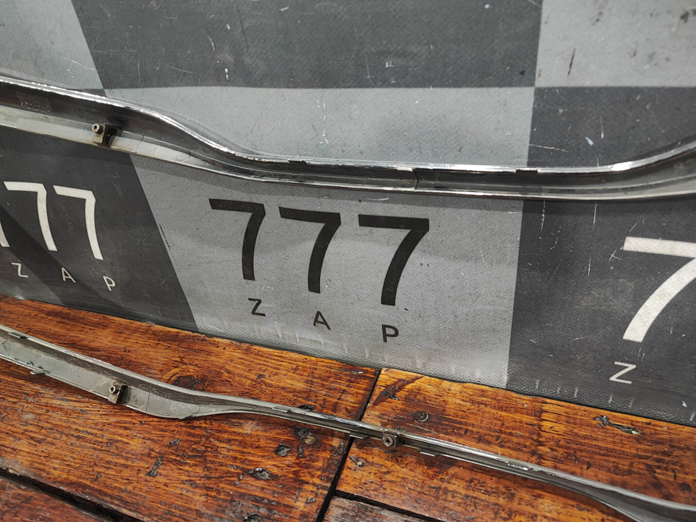 Молдинг решетки радиатора Kia Rio 3 (QB) 11-15 Б/У Оригинал 863534Y000