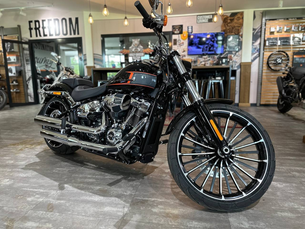 Harley-Davidson Breakout 117, 2023
