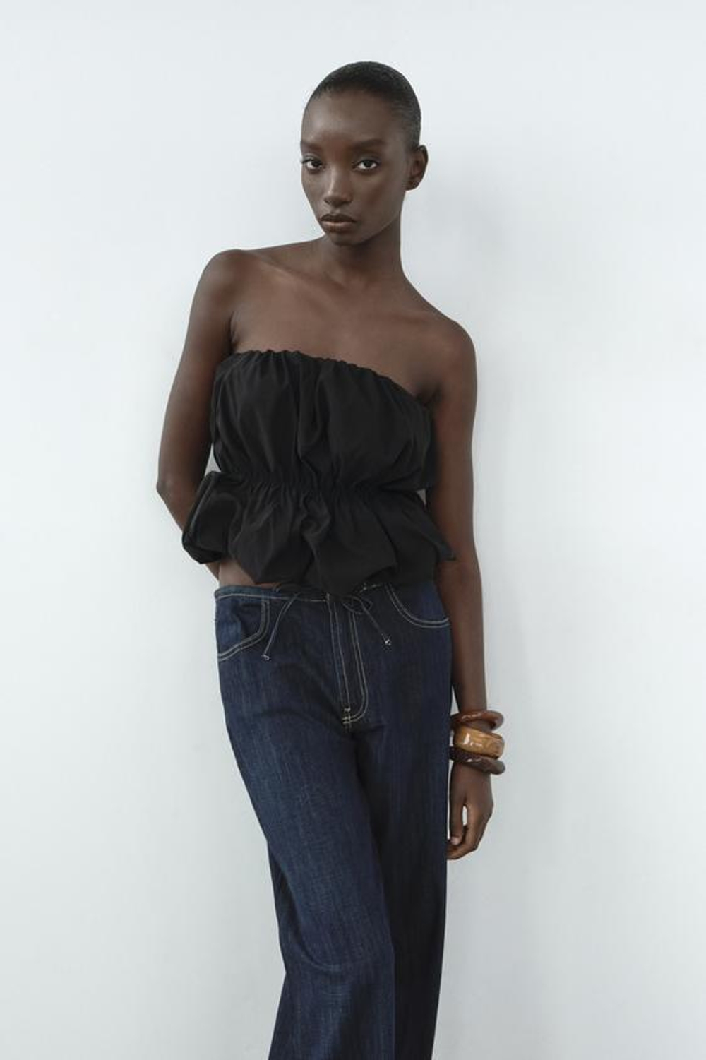 ZARA ОБЪЕМНЫЙ ЭЛАСТИЧНЫЙ ТОП-БАНДО, ЧЕРНЫЙ