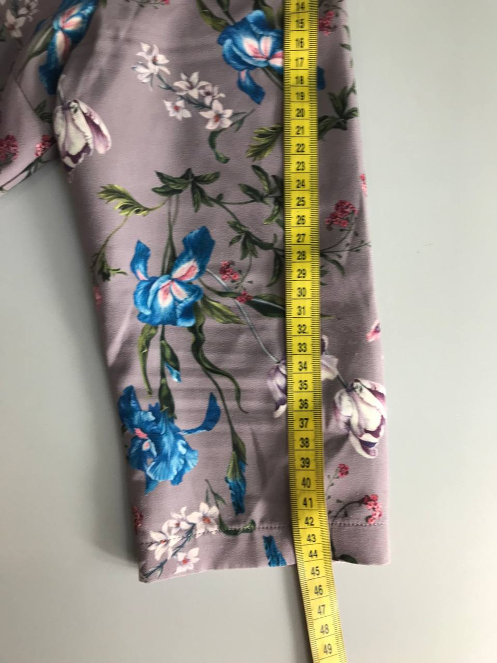 Платье Sela с красивым принтом, визуально на 48 размер