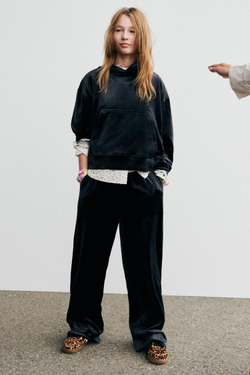 ZARA КОМПЛЕКТ ИЗ ХУДИ И БРЮК WIDE LEG ИЗ ВЕЛЮРА, АНТРАЦИТОВО-СЕРЫЙ