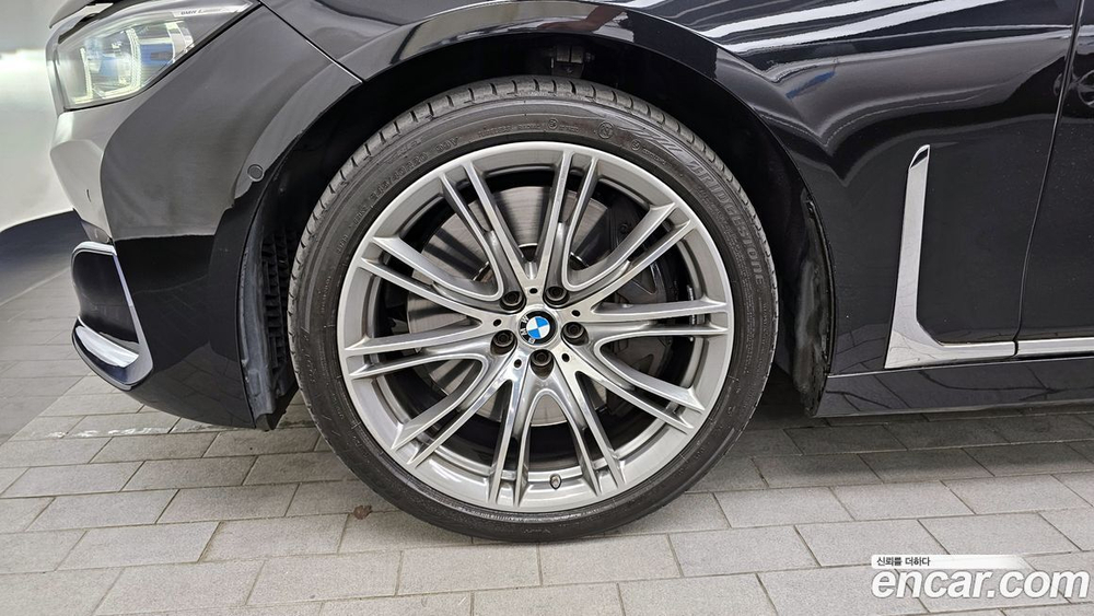 BMW 7 Series (G11) M760Li xDrive V12 Excellence (05.2020)