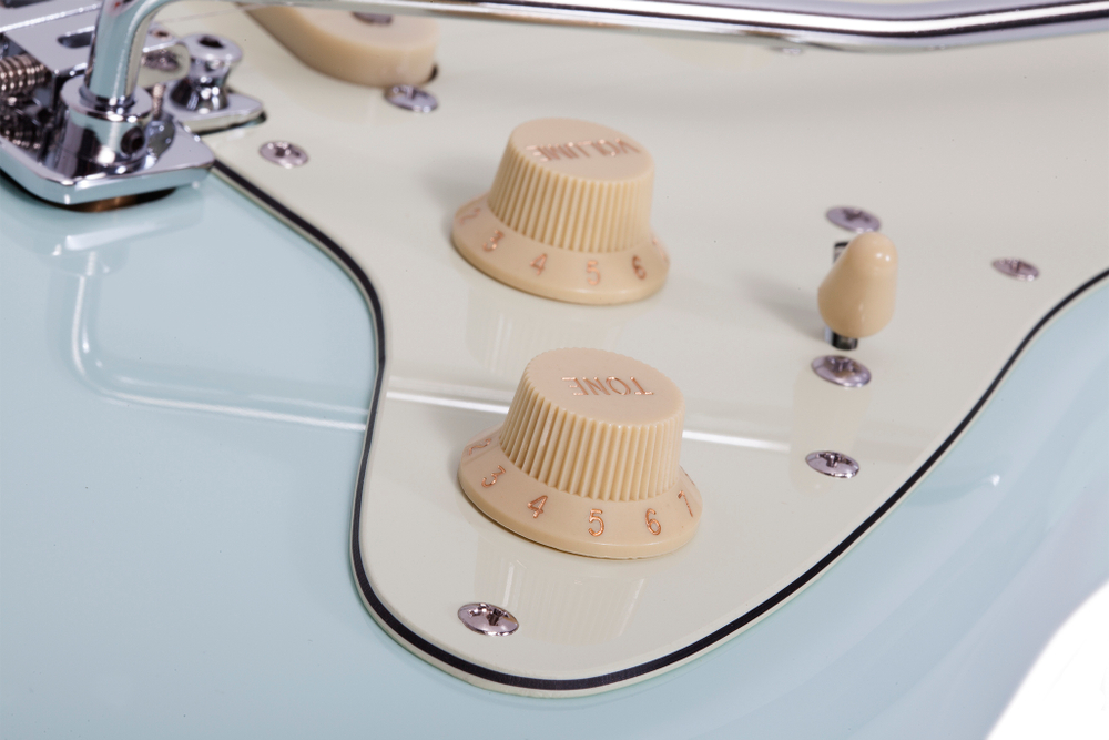 Schecter NICK JOHNSTON TRAD-SSS ATOMIC FROST