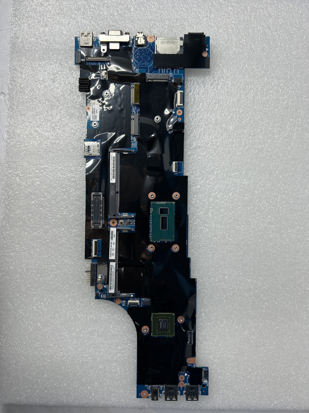 Материнская плата для ноутбука Lenovo ThinkPad T550 I7-5600U SWG N-AMT Y-TPM (00JT401), оригинал
