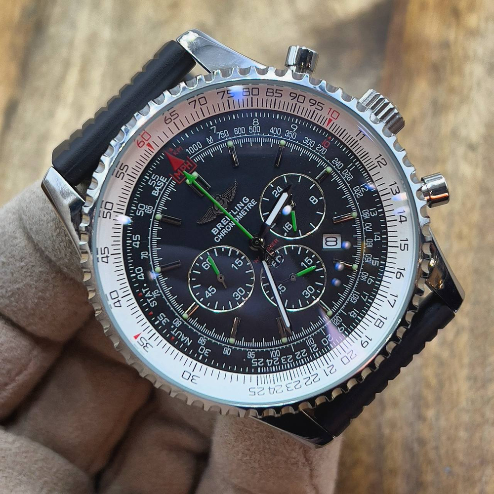 Часы Breitling