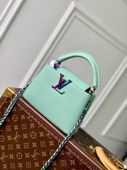 Louis Vuitton Capucines Mini