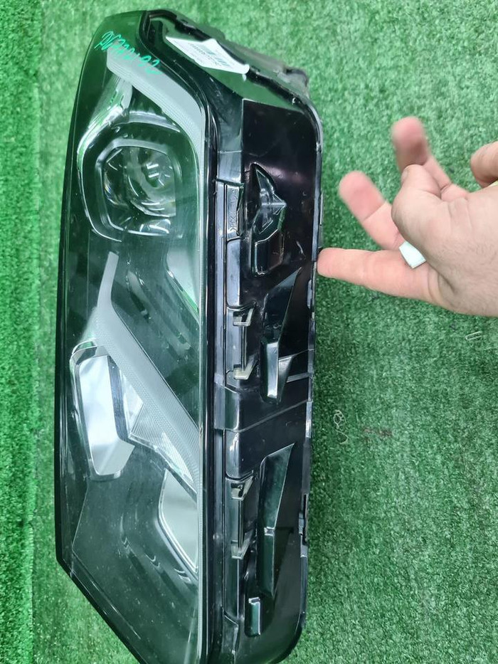 Фара левая Geely Coolray (2019-2023) LED