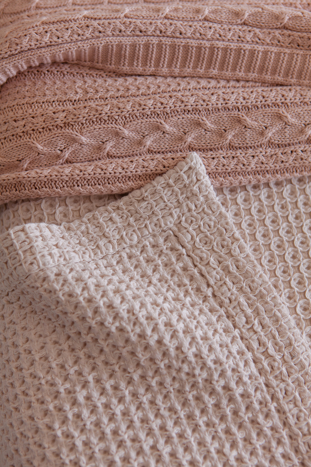 Покрывало 150x220 Luxberry Boucle бежевое