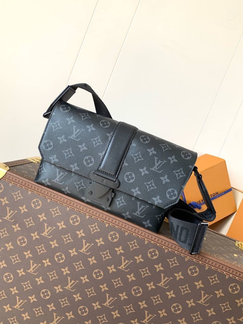 Сумка через плечо Louis Vuitton S-Cape