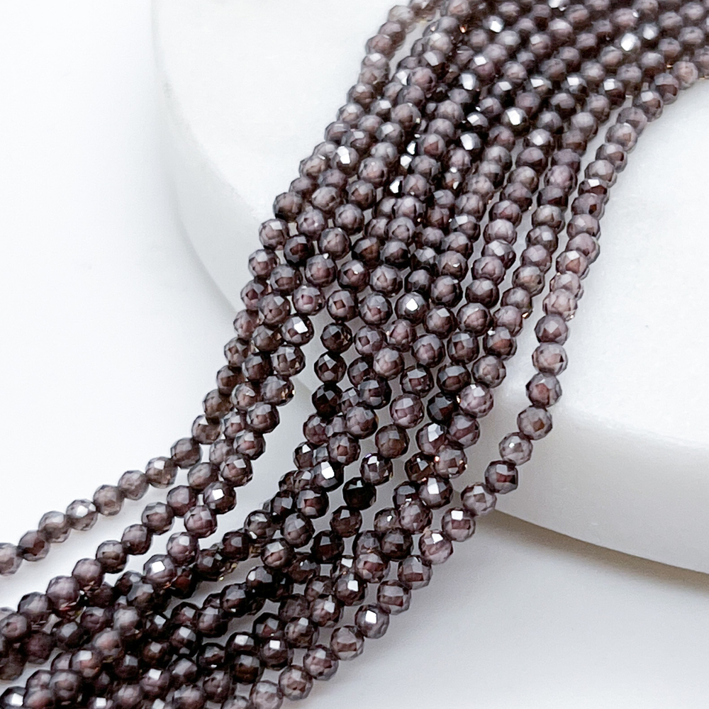 Фианит (кубический цирконий), цвет капучино, размер 2 мм, цена за нить около 195 шт (38 см)