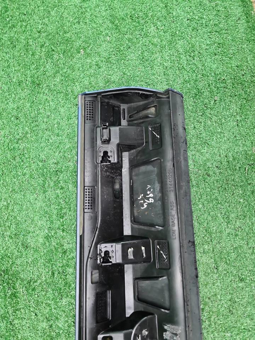 Накладка двери задняя левая Volvo XC60 2 (17-нв)