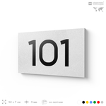 Номер на дверь квартиры 101, табличка на дверь офиса, кабинета, аудитории, склада, белая 120х70 мм, Айдентика Технолоджи