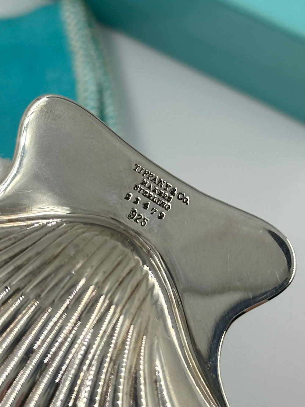 Декоративная тарелочка в виде ракушки Tiffany & Co