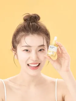 ROUND LAB Сыворотка против пигментации с ниацинамидом Vita Niacinamide Dark Spot Serum (30 мл)