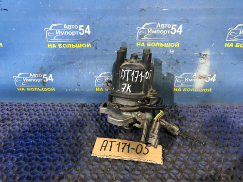 Трамблер TOYOTA CARINA 1990