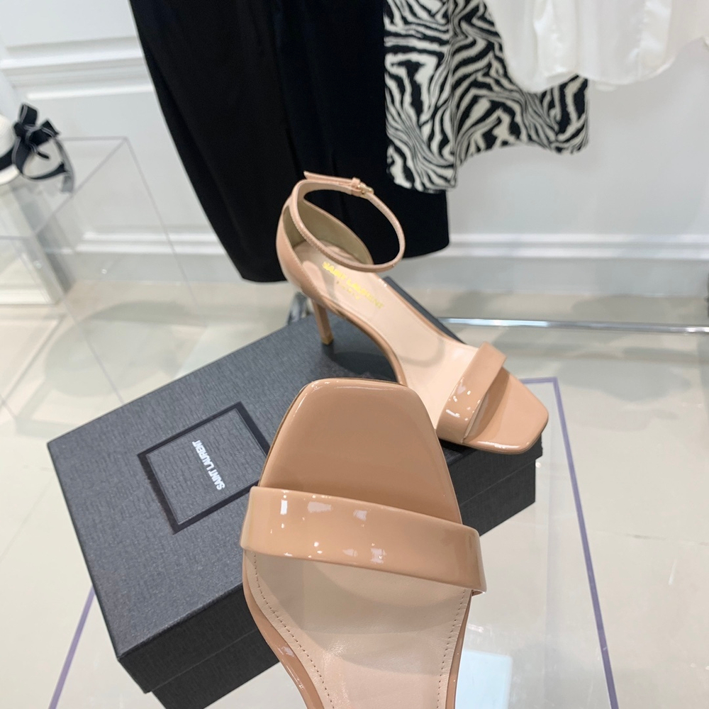 Saint Laurent Pumps