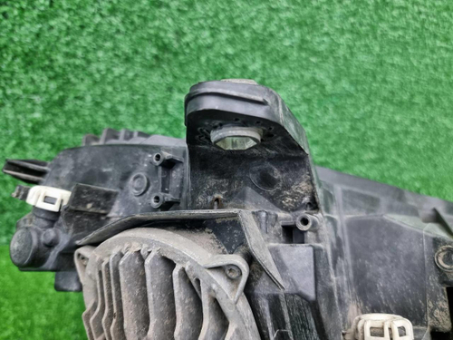 Фара левая Mercedes GLC X253 (2015-2019) LED