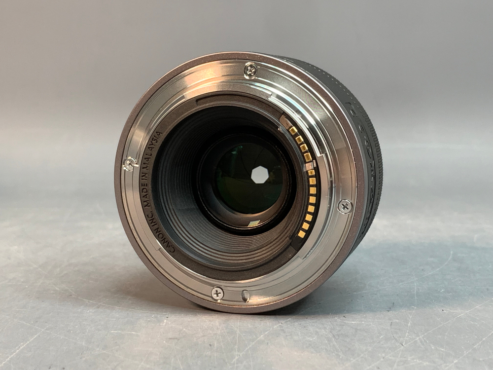 Canon RF 50mm 1.8 STM на гарантии до 05.07.2026