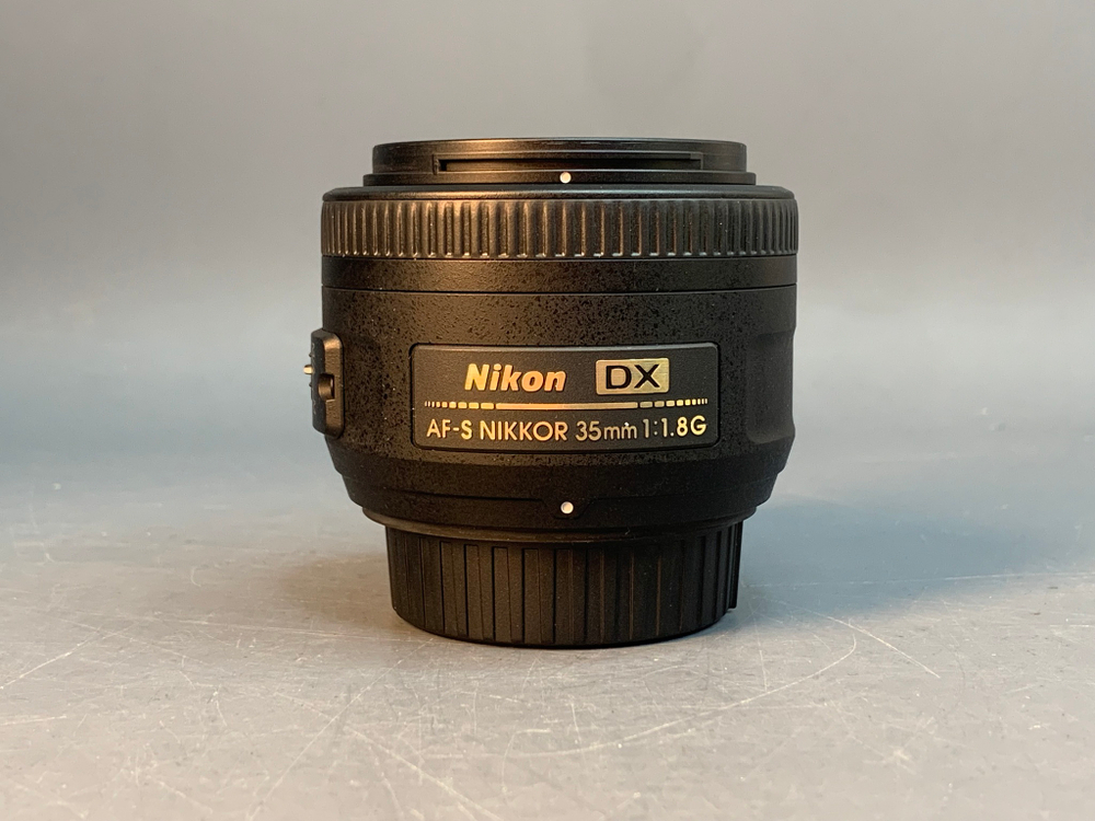 Nikon 35mm 1.8G AF-S DX Nikkor