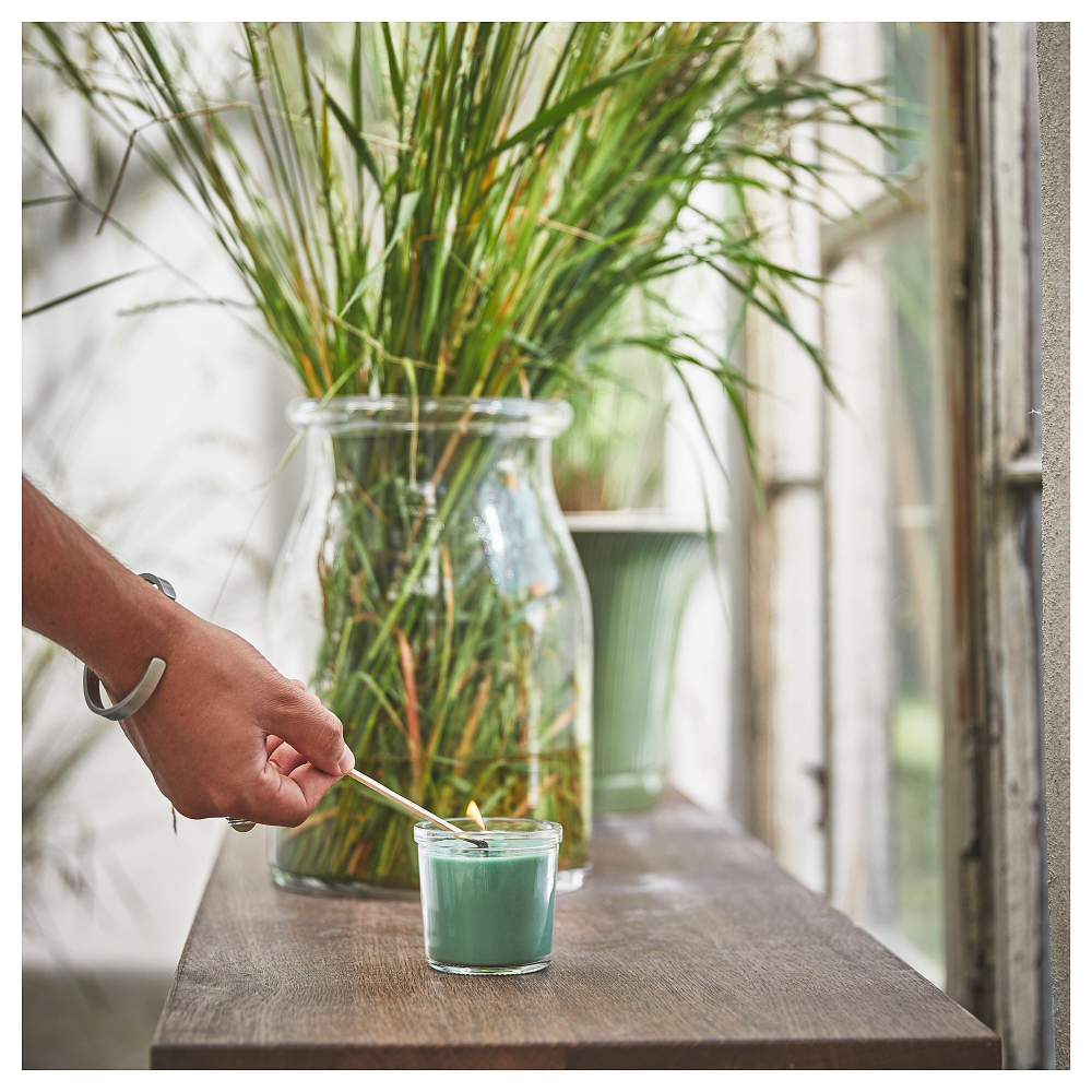 Свеча ароматическая IKEA HEDERSAM (ХЕДЕРСАМ), Свежая трава, Светло-зеленый, 20 часов