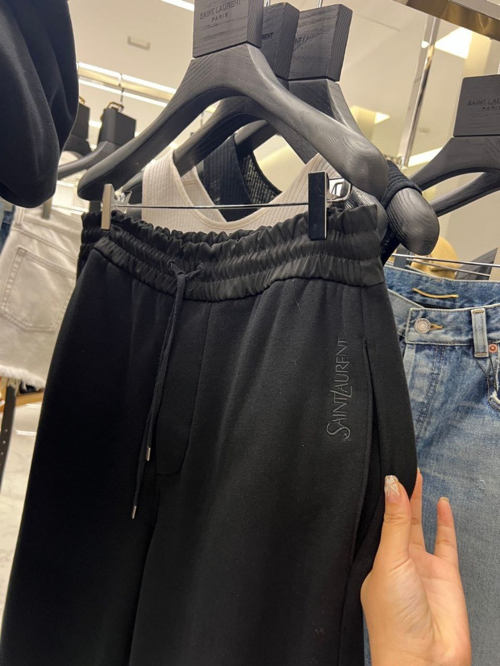 Штаны Yves Saint Laurent