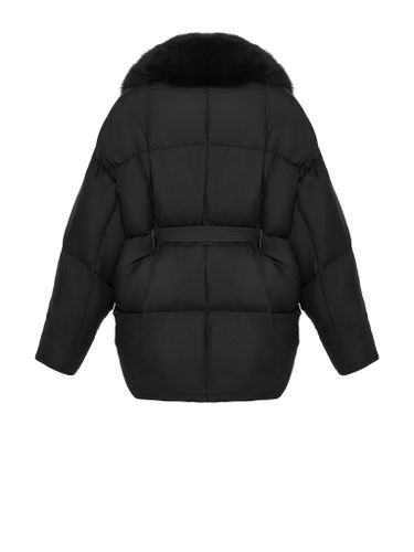 Черный пуховик летучая мышь с мехом