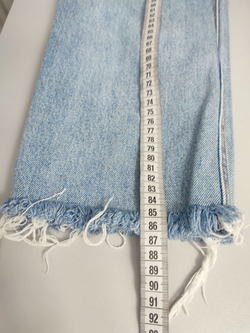 Джинсы  O'stin с рваным эффектом 42 размер