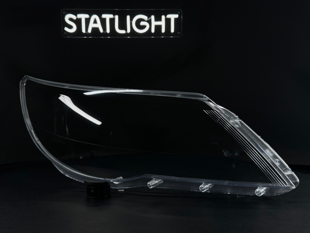 Правое стекло фары Volkswagen Tiguan 1 2007-2011