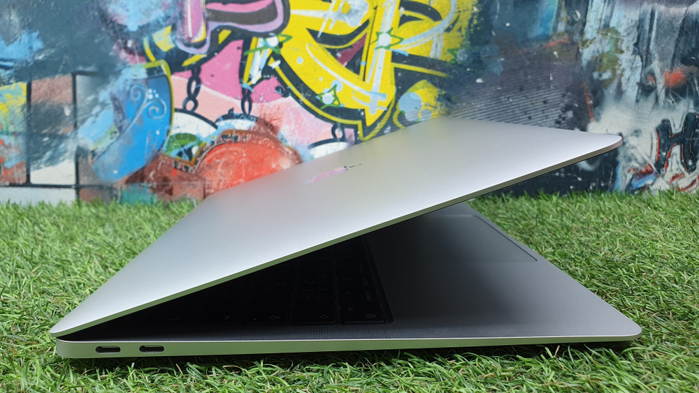 MacBook Air 13.3" 2020 M1  20 циклов