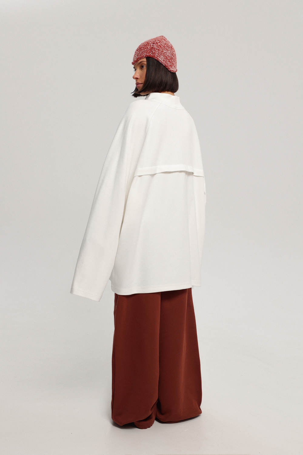 Лонгслив с кокеткой