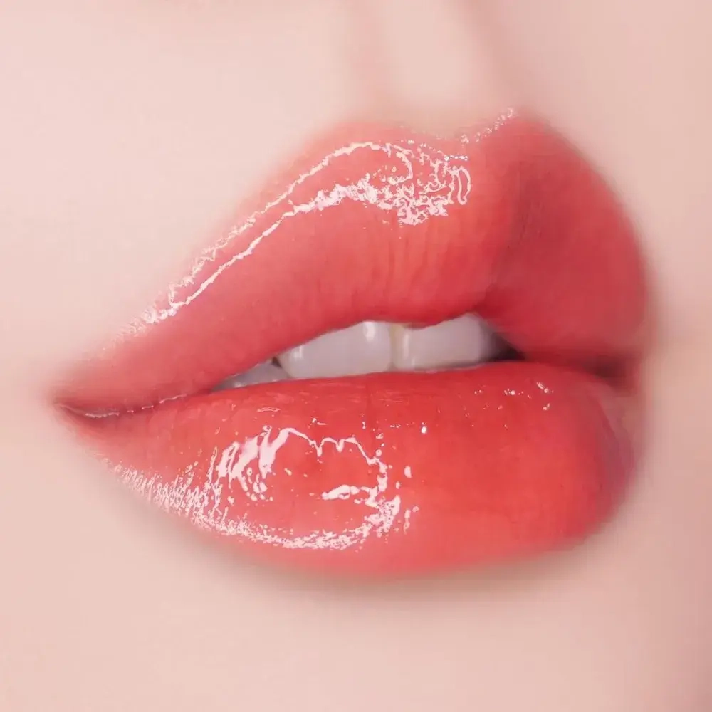 UNLEASHIA Sisua Popcorn Syrup Lip Plumper - Блеск-плампер для губ