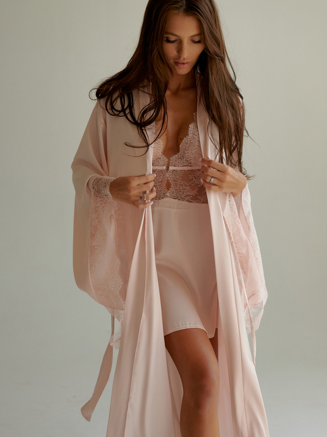 Халат-кимоно в пол Melissa Пудровый