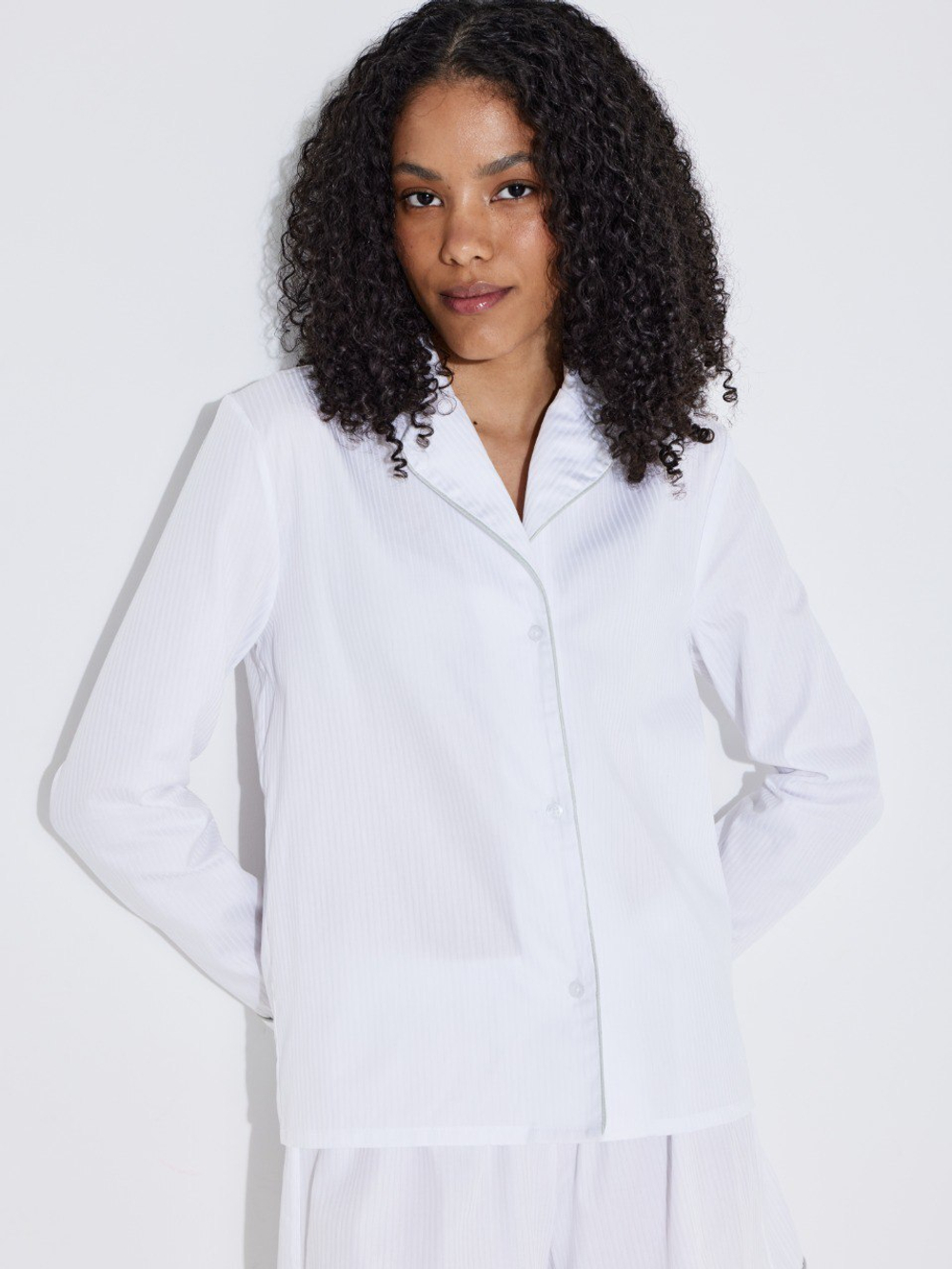 Пижама Suite Pyjama in White (2) рубашка с длинным рукавом + брюки