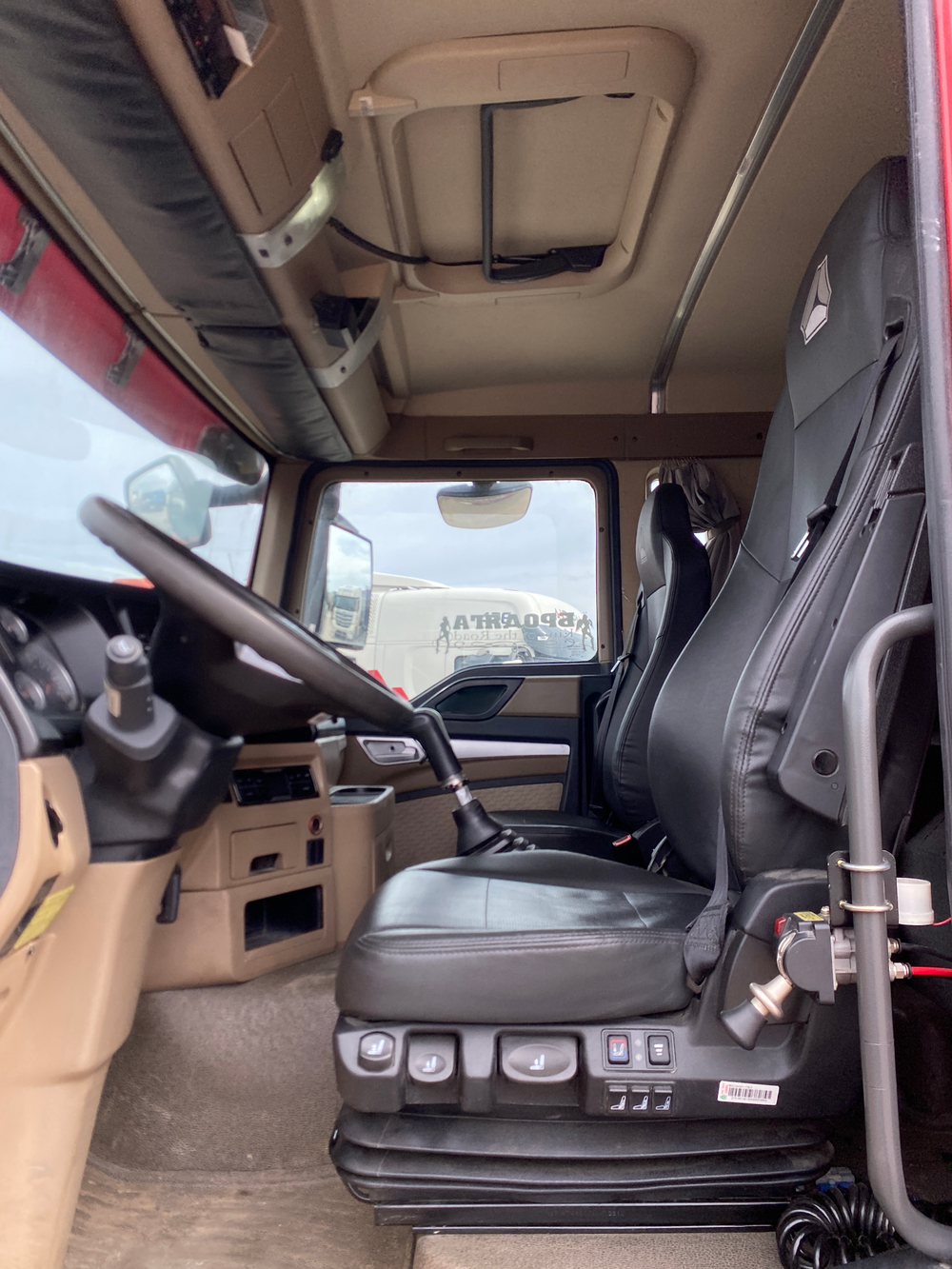 Howo T5G 8x4 Самосвал ZZ3317V306GE1 (Дизельный, 10,5 л, 441 л.с., МТ)