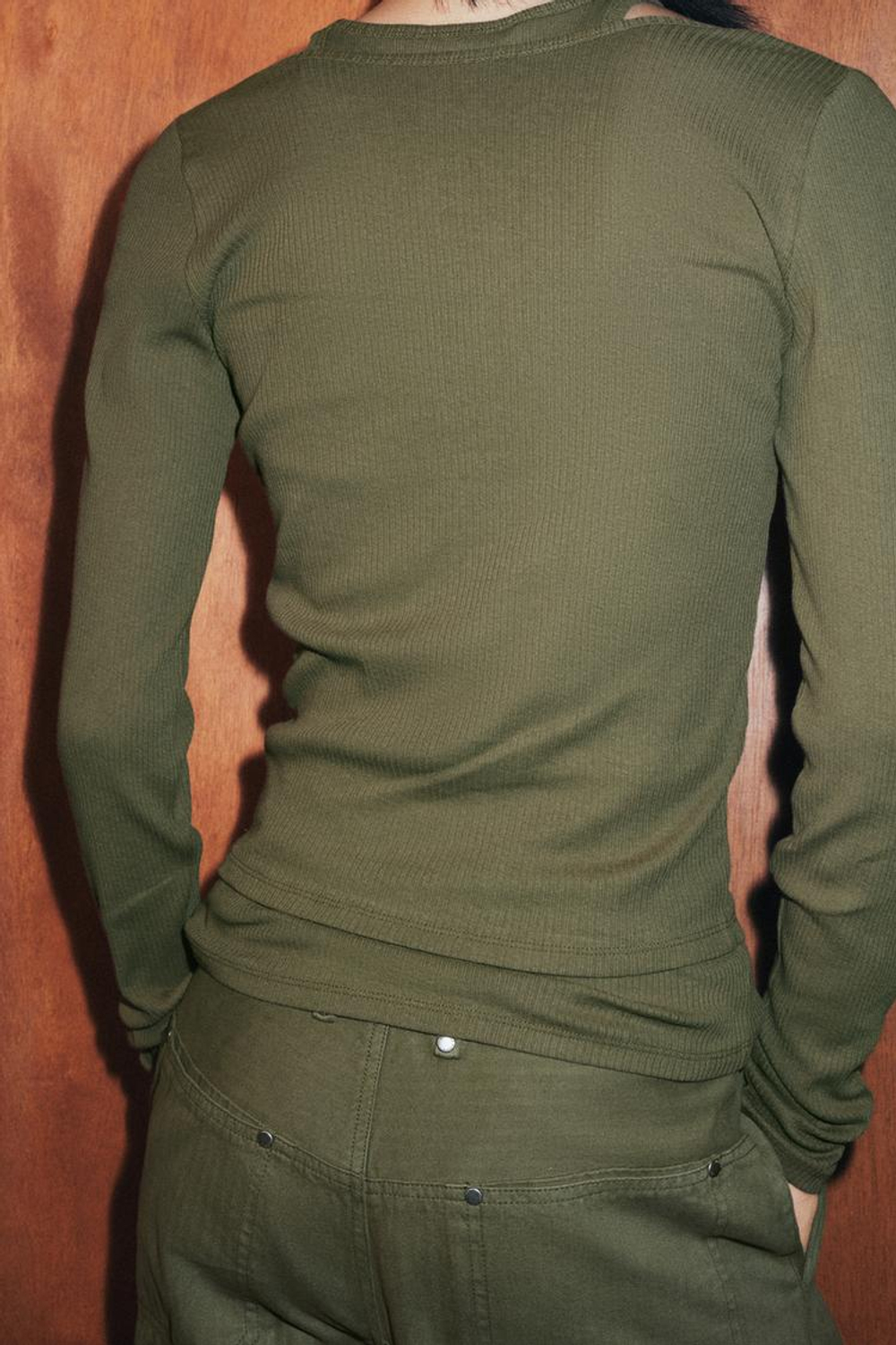 ZARA ДВОЙНАЯ ФУТБОЛКА В РУБЧИК, ХАКИ