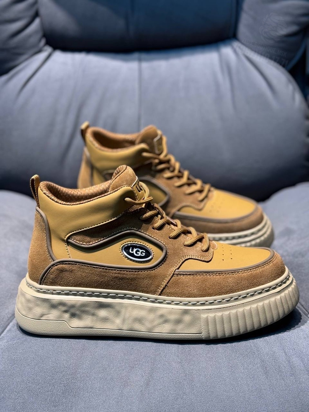 UGG