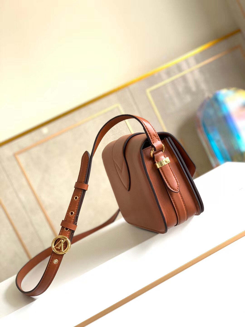 Louis Vuitton Pont 9