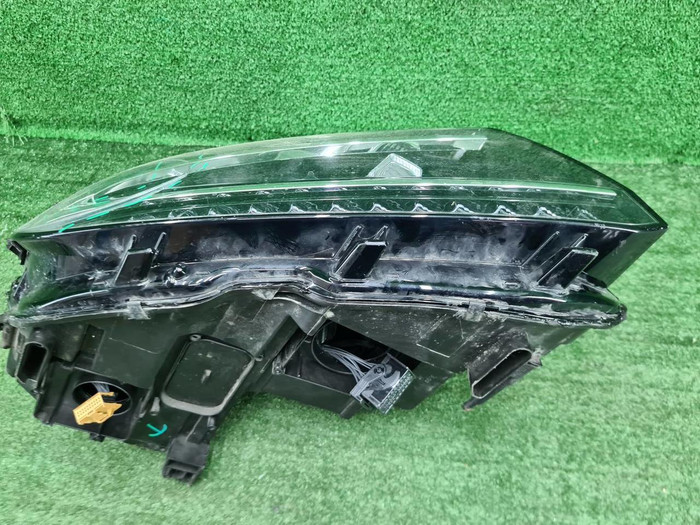 Фара правая VW Tiguan 2 (2016-2020) LED