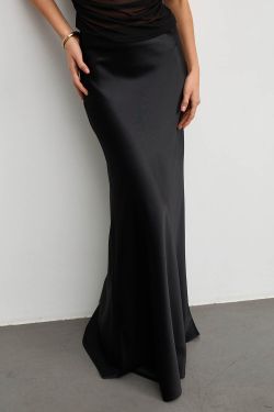 Юбка макси из атласа черного цвета