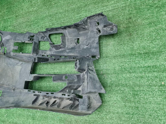 Кронштейн ПТФ левый BMW 5er G30 (17-20) M-paket