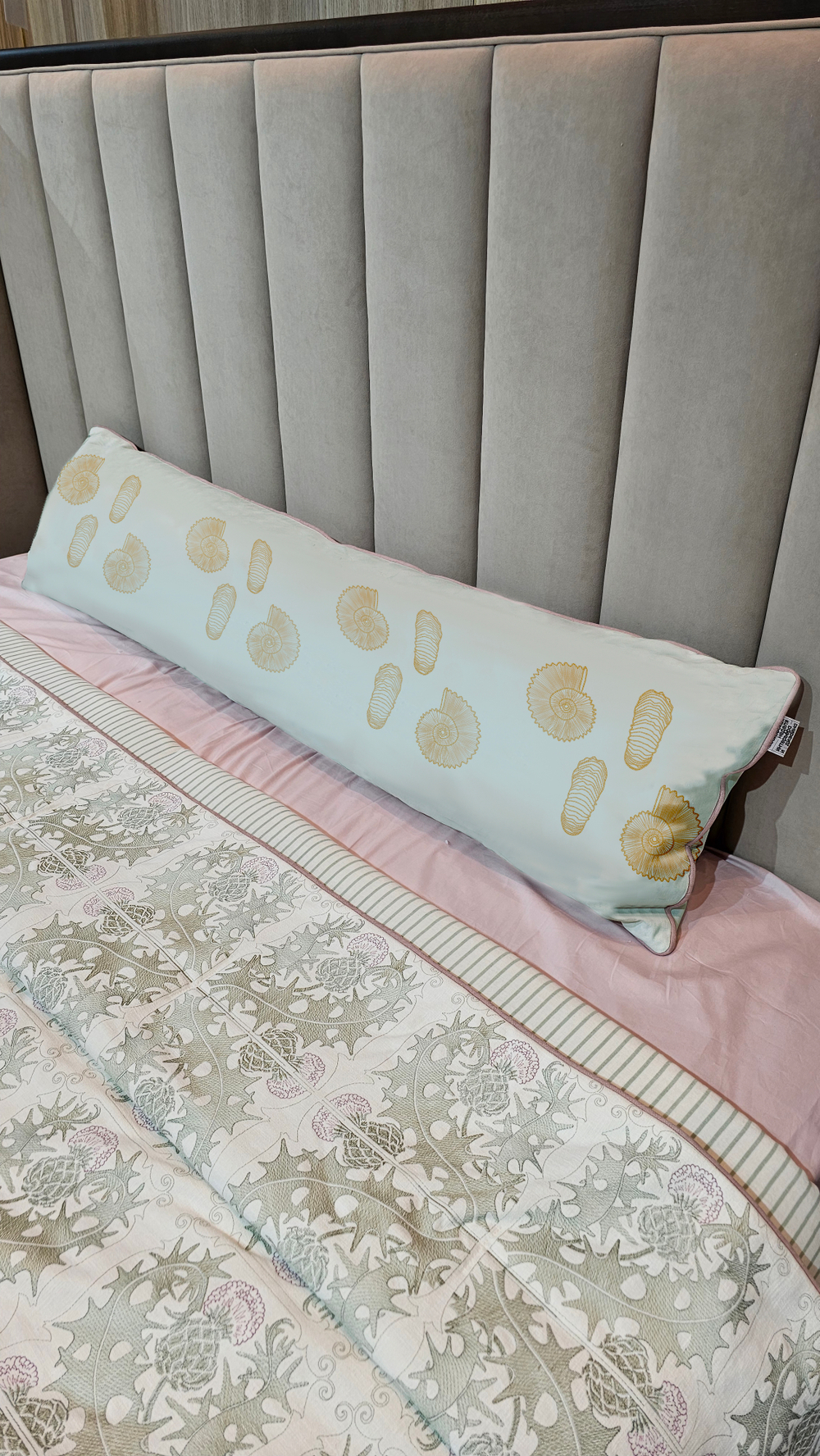 Длинная подушка "Ракушки"