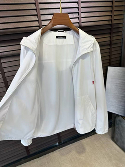 Ветровка Kiton