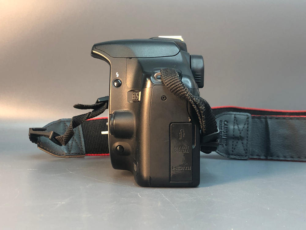 Canon EOS 500D Kit 18-55mm