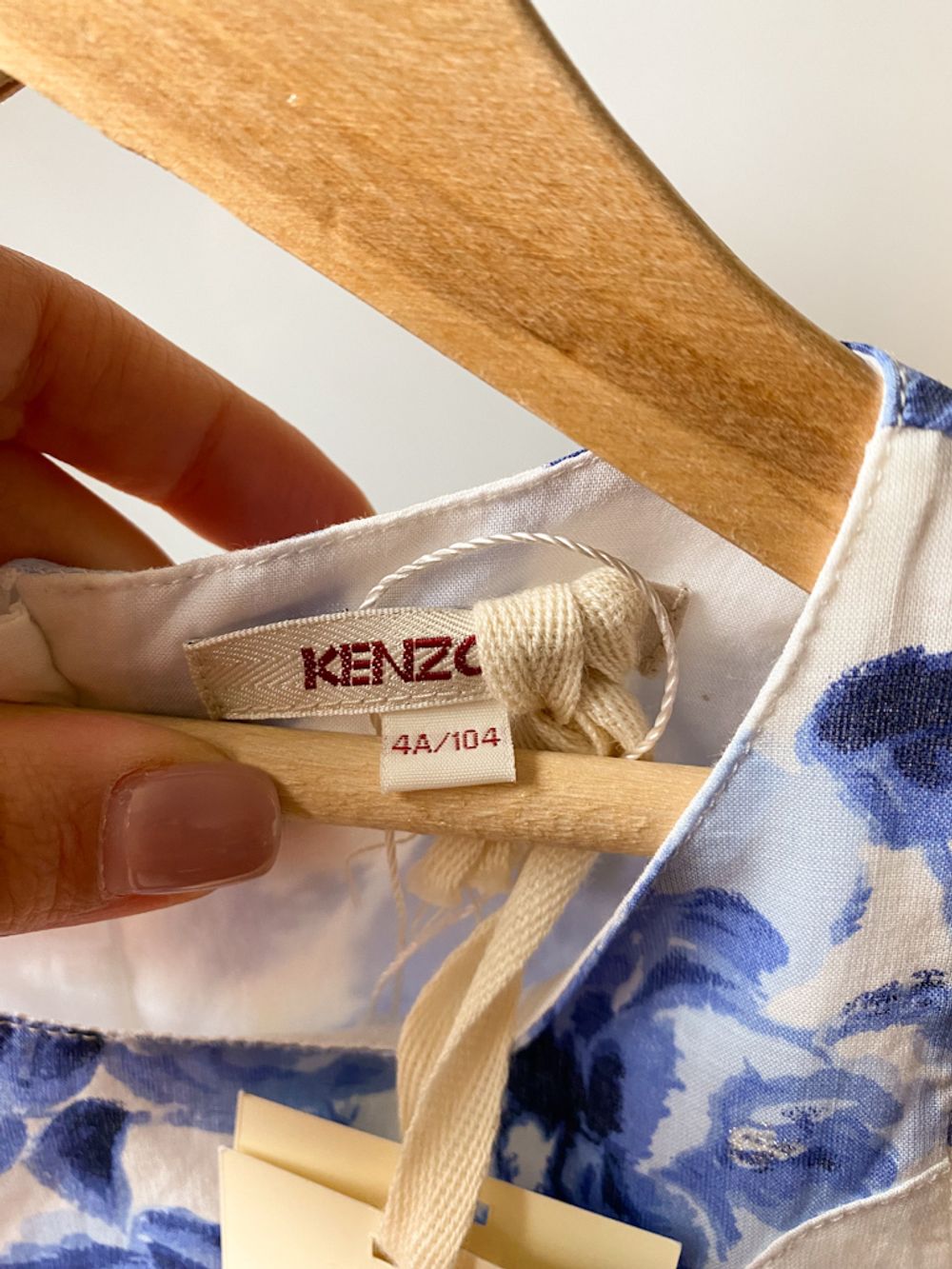 Новое хлопковое платье Kenzo, 104