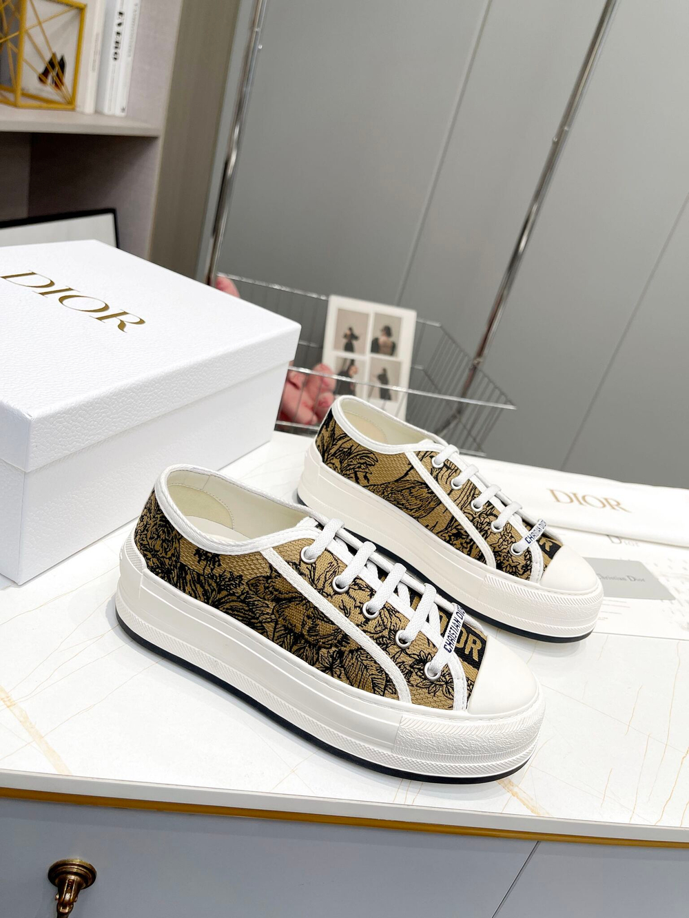 Christian Dior Walk'n'Dior Sneaker