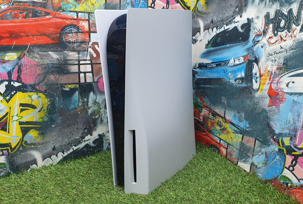 Игровая приставка Sony PlayStation 5 825 Гб, белый