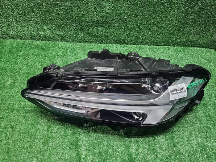 Фара левая Volvo S90 (2016-2020) LED